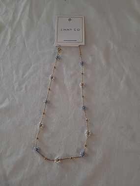 Linny Co New Gracie Flower Necklace 18kt Plated Sterling Silver 18in